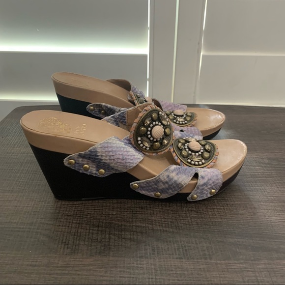 Vince Camuto Lupa natural desert snake print platform wedge sandals - Picture 2 of 11